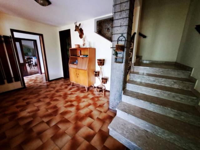 Villa Schiera in vendita a Cavazzo Carnico, Friuli-Venezia Giulia