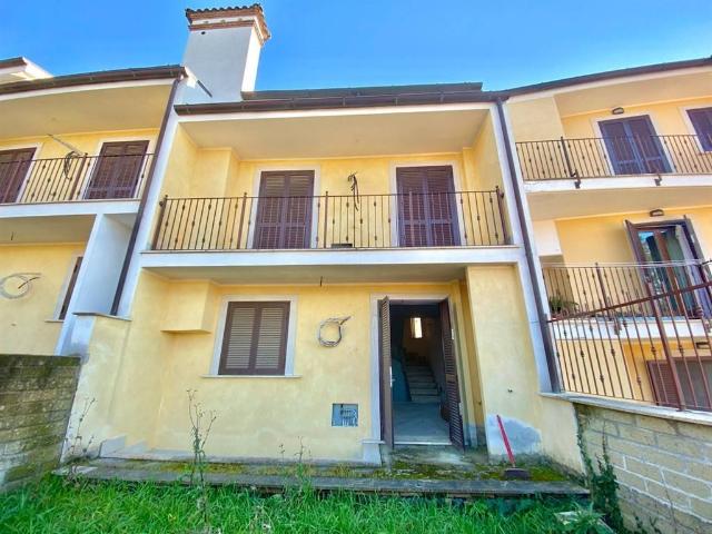 Villa Schiera in vendita a Roma Capitale, Lazio