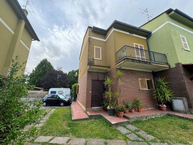 Villa Schiera in vendita a Roma Capitale, Lazio
