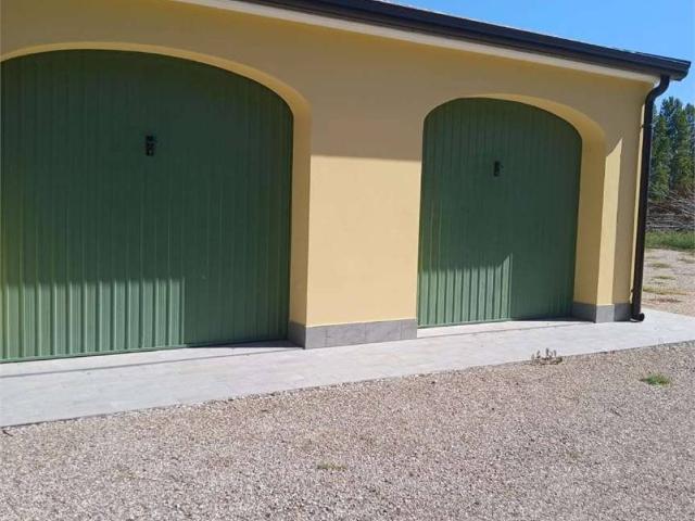 Villa Schiera in vendita a Unione Comuni Modenesi Area Nord, Cavezzo