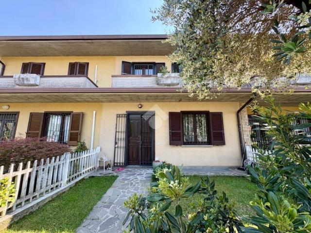 Villa Schiera in vendita a Cazzago San Martino, Lombardia