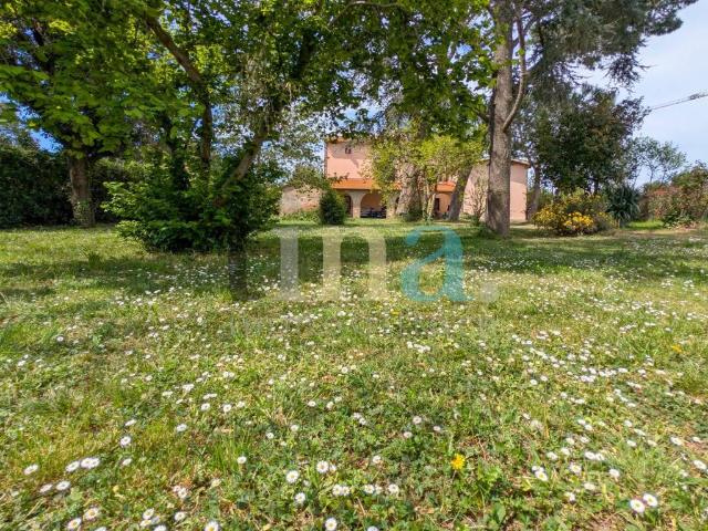 Villa Schiera in vendita a Cecina, Toscana
