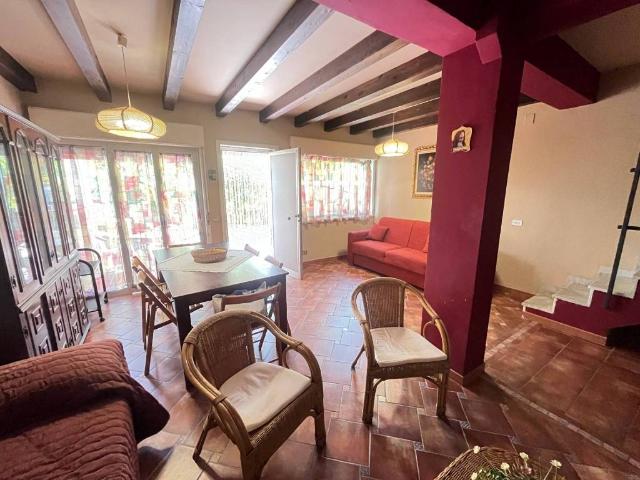 Villa Schiera in vendita a Cefalù, Sicilia