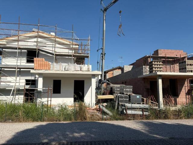 Villa Schiera in vendita a Unione Alto Ferrarese, Cento