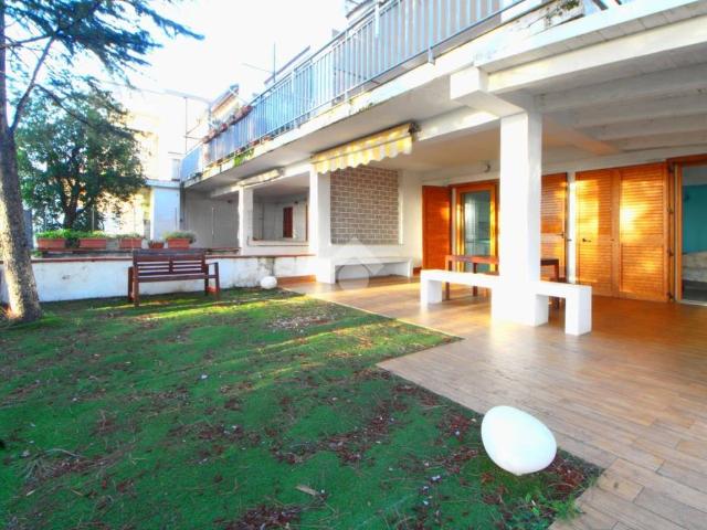 Villa Schiera in vendita a Centola, Campania