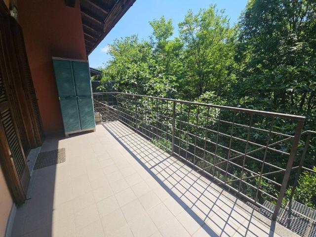 Villa Schiera in vendita a Centro Valle Intelvi, Castiglione D'intelvi