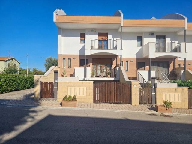 Villa Schiera in vendita a Ripattoni Nuovo, Cepagatti