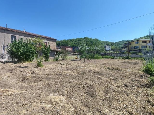 Villa Indipendente in vendita a Ceppaloni, Campania