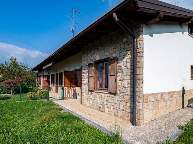 Villa Schiera in vendita a Cerete, Lombardia
