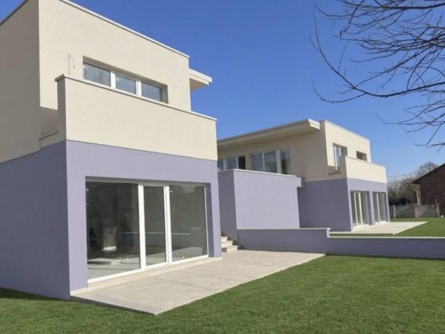 Villa Schiera in vendita a Cergnago, Lombardia