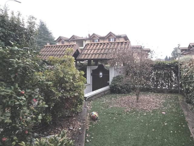 Villa Schiera in vendita a Asnago di Cermenate, Cermenate