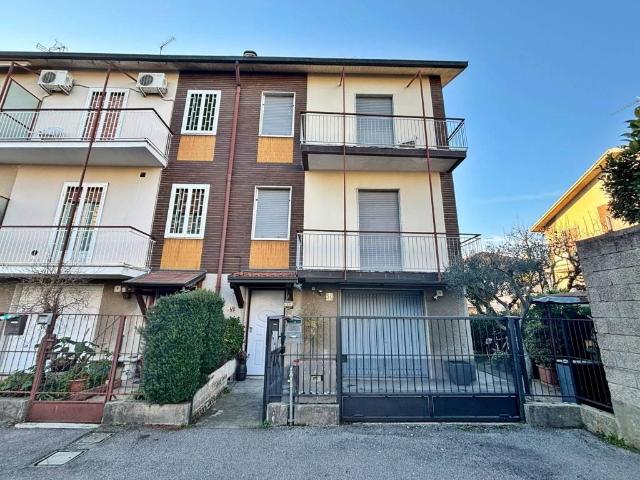 Villa Schiera in vendita a Cascina Sirtori, Cernusco Sul Naviglio