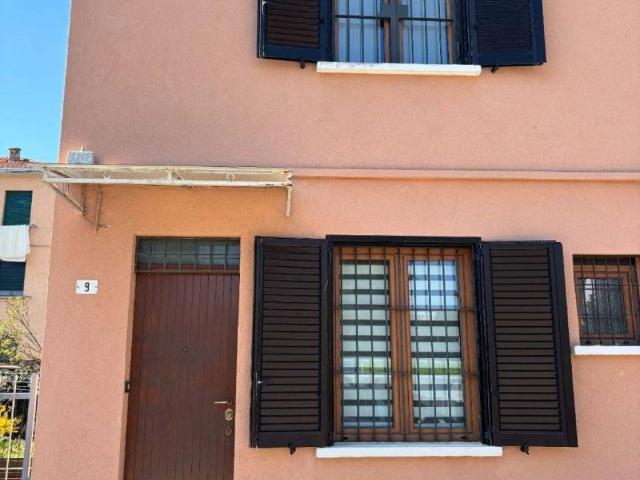 Villa Schiera in vendita a Cernusco Sul Naviglio, Lombardia