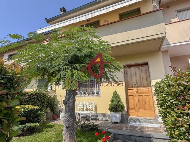 Villa Schiera in vendita a Unione dei Comuni Circondario dell'Empolese Valdelsa, Cerreto Guidi