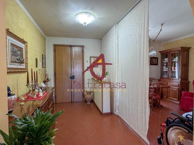 Villa Schiera in vendita a Unione dei Comuni Circondario dell'Empolese Valdelsa, Cerreto Guidi