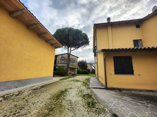 Villa Schiera in vendita a Unione dei Comuni Circondario dell'Empolese Valdelsa, Cerreto Guidi