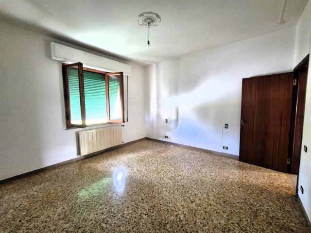 Villa Schiera in vendita a Unione dei Comuni Circondario dell'Empolese Valdelsa, Cerreto Guidi