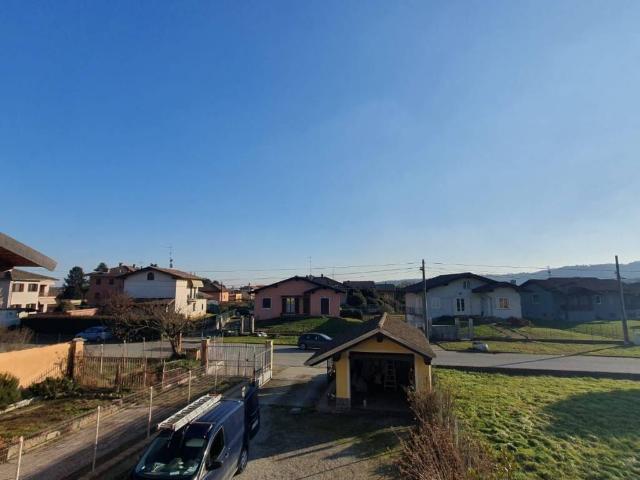 Villa Schiera in vendita a Piemonte, Biella