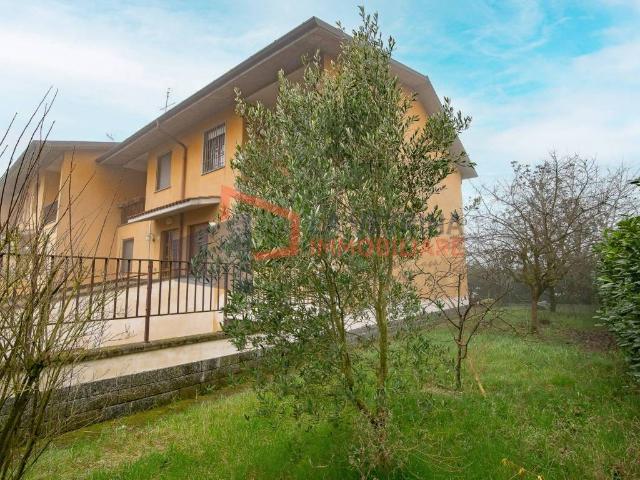 Villa Schiera in vendita a Torre del Mangano, Certosa Di Pavia