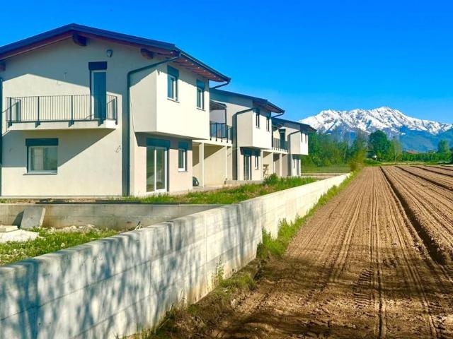 Villa Schiera in vendita a Piemonte, Cuneo