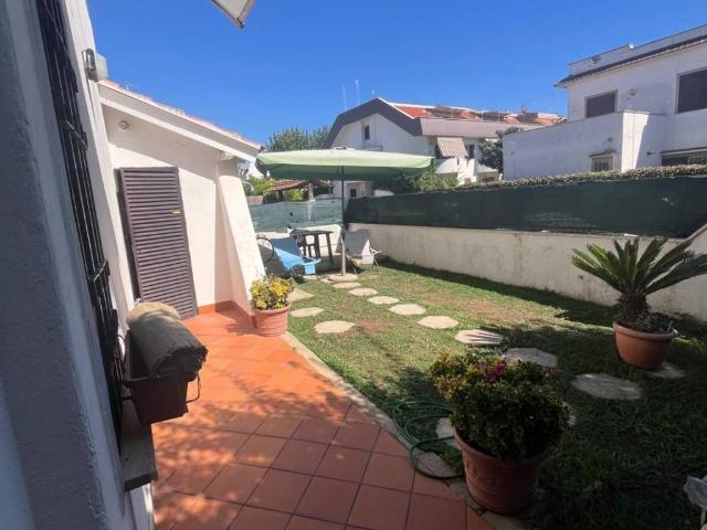 Villa Schiera in vendita a Cerenova Costantica, Cerveteri