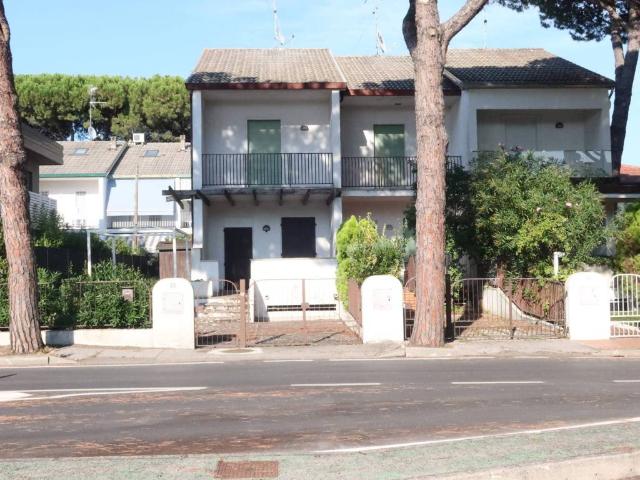 Villa Schiera in vendita a Milano Marittima, Cervia