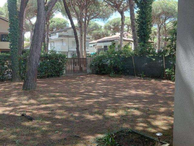 Villa Schiera in vendita a Milano Marittima, Cervia