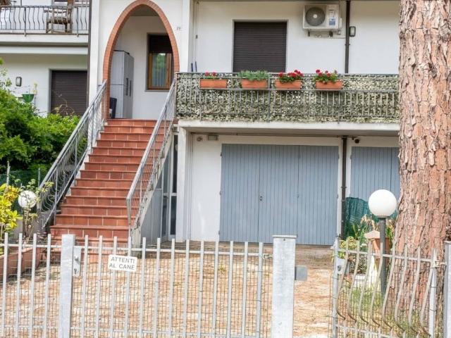 Villa Schiera in vendita a Milano Marittima, Cervia