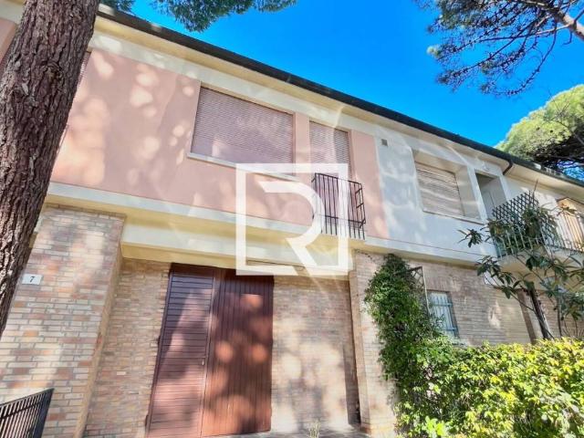 Villa Schiera in vendita a Cervia, Reggio Emilia