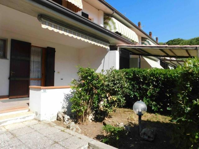 Villa Schiera in vendita a Pinarella di Cervia, Cervia