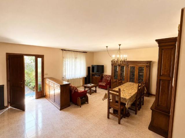 Villa Schiera in vendita a Cervignano Del Friuli, Friuli-Venezia Giulia