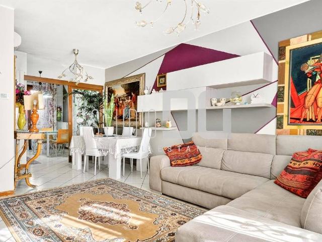 Villa Schiera in vendita a Cesano Maderno, Lombardia