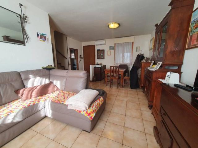 Villa Schiera in vendita a Unione dei comuni Valle del Savio, Cesenà