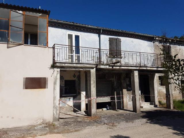 Villa Schiera in vendita a Cella, Cesenatico
