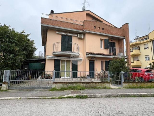 Villa Schiera in vendita a Valverde, Cesenatico