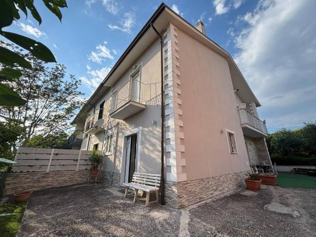 Villa Schiera in vendita a Villa San Nicola, Cesinali