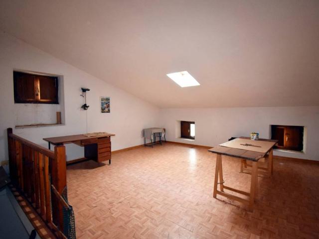 Villa Schiera in vendita a Chiampo, Veneto