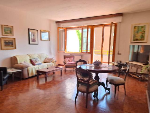 Villa Schiera in vendita a Chianciano Terme, Toscana