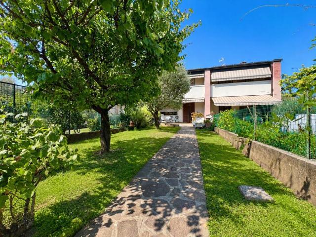 Villa Schiera in vendita a Chiari, Lombardia