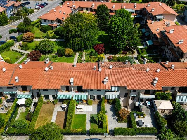 Villa Schiera in vendita a Chiari, Brescia