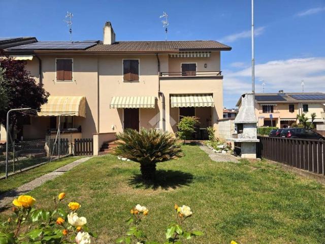 Villa Schiera in vendita a Fornaci, Chiari