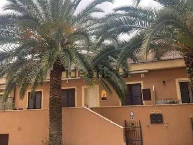 Villa Schiera in vendita a Chiavari, Liguria