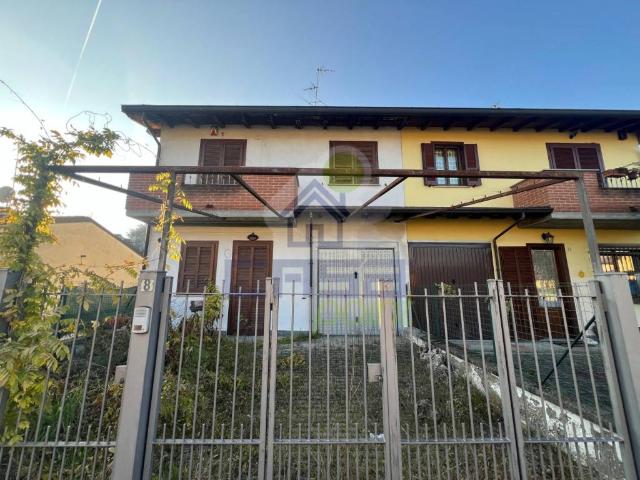 Villa Schiera in vendita a Chignolo Po, Lombardia