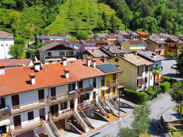 Villa Schiera in vendita a Chiusaforte, Friuli-Venezia Giulia