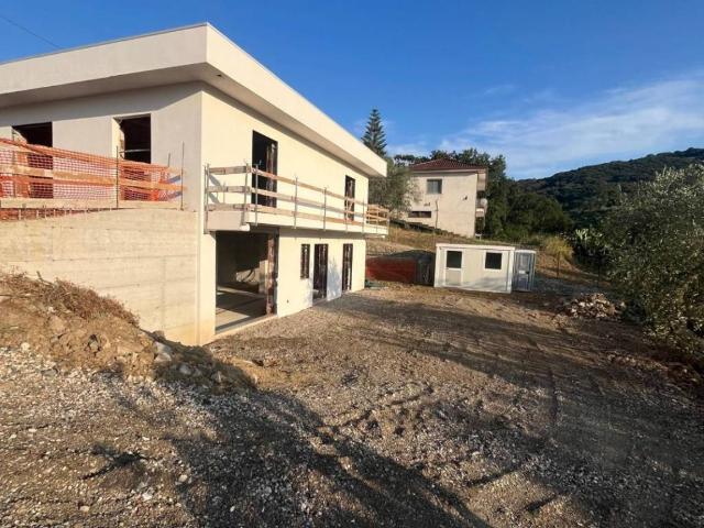 Villa Schiera in vendita a Cicerale, Campania