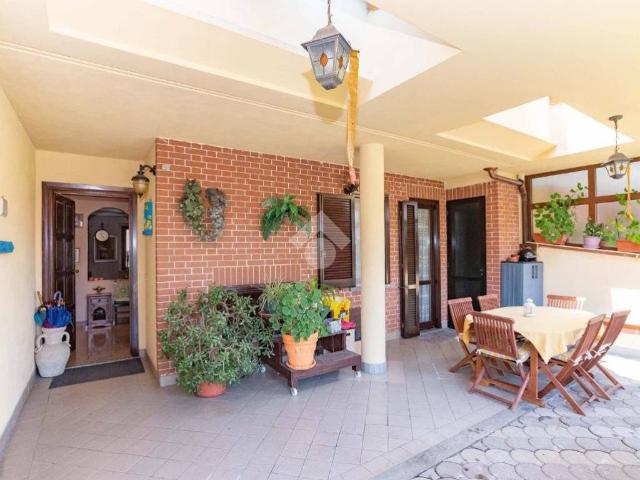 Villa Schiera in vendita a Località Battitore, Piemonte