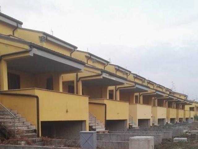 Villa Schiera in vendita a Franceschetti, Cisterna di Latina