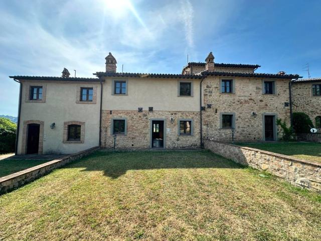 Villa Schiera in vendita a San Leo Bastia, Umbria