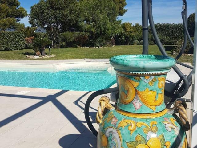 Villa Schiera in vendita a Civezza, Liguria