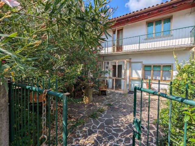 Villa Schiera in vendita a Borgo di Ponte, Cividale Del Friuli
